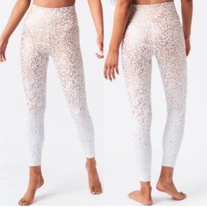 Zyia leggings. White and gold.